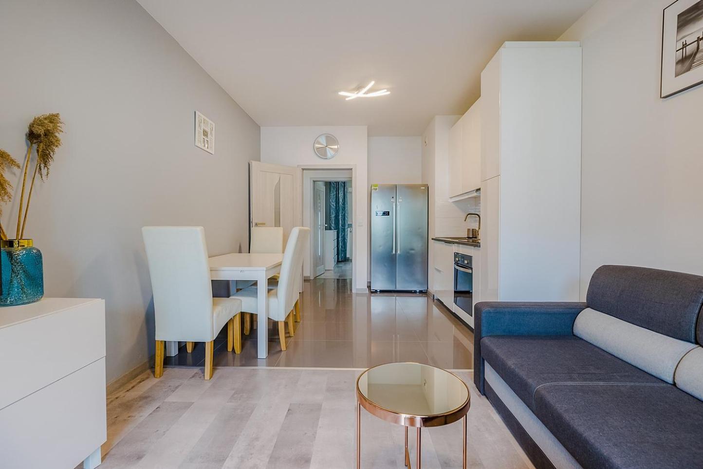 ורשה Family Apartment Zoliborz By Noclegi Renters מראה חיצוני תמונה